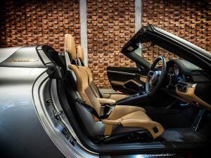 Porsche 911 Speedster Heritage Design Package 2019 года 